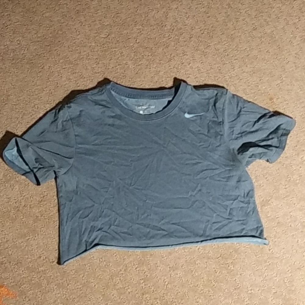Shirt cropped